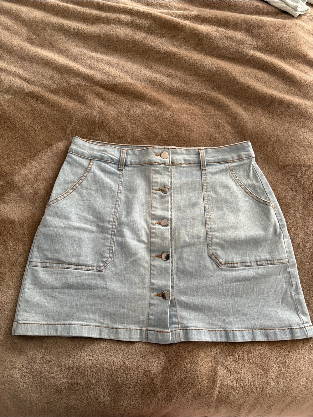 Grace Karin Light Wash Button-Front Mini Skirt